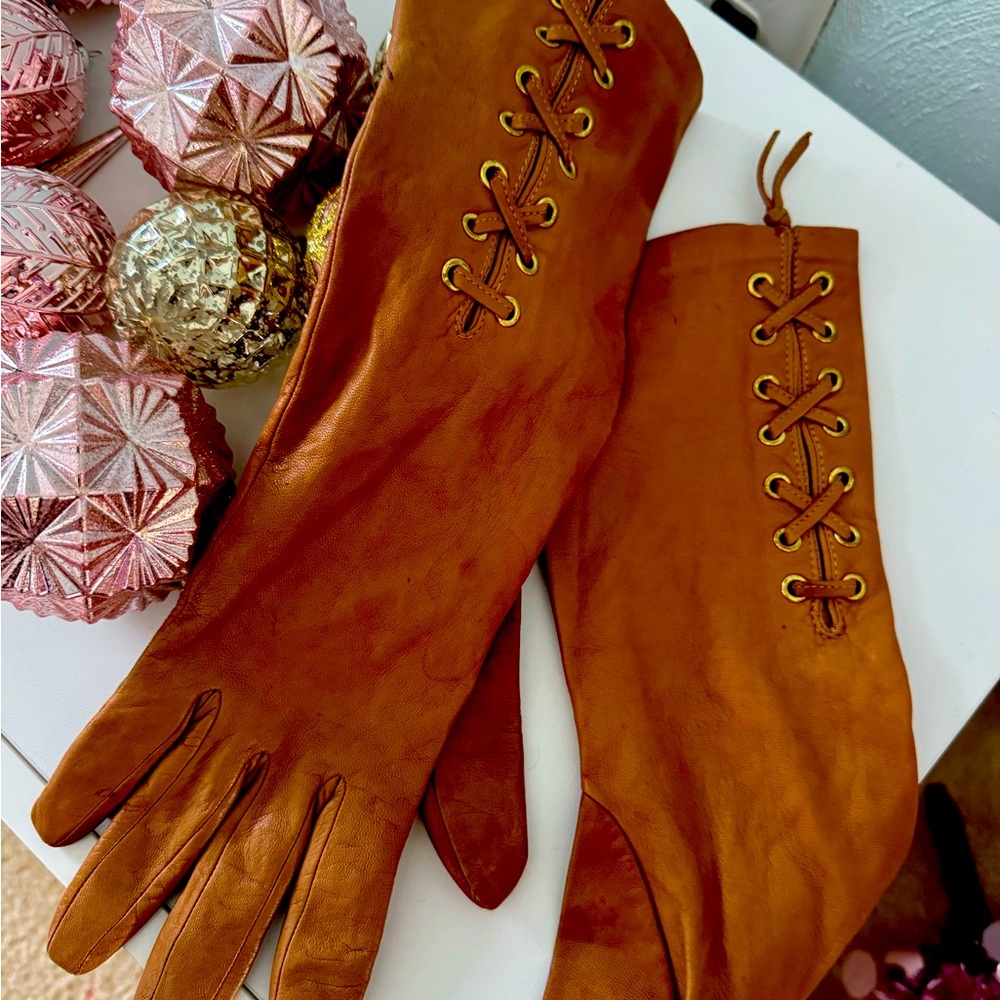 Coach elbow high stitch laced leather gloves